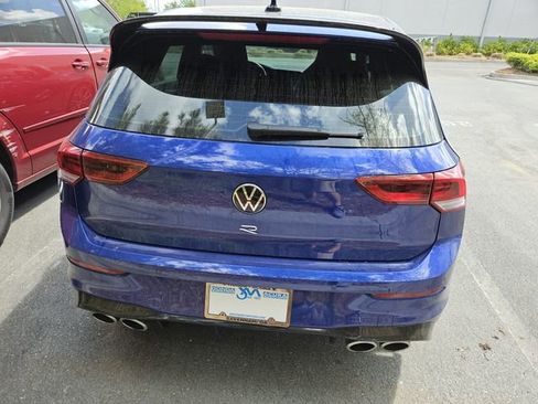 Used 2024 Volkswagen Golf R image 9