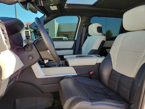 Used 2024 Toyota Tundra Capstone image 12