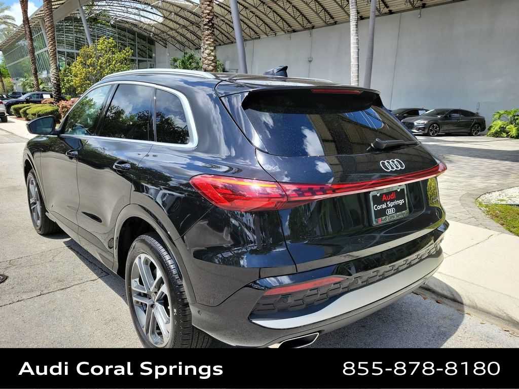 Used 2025 Audi Q5 Premium w/ Convenience Package AWD/4WD image 6