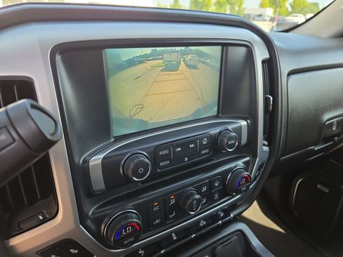 Used 2018 GMC Sierra 1500 SLT w/ SLT Premium Package AWD/4WD image 8