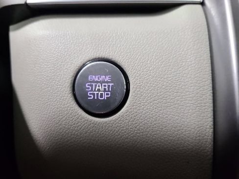 Used 2023 Kia Sorento S w/ Panoramic Sunroof Package AWD/4WD image 36