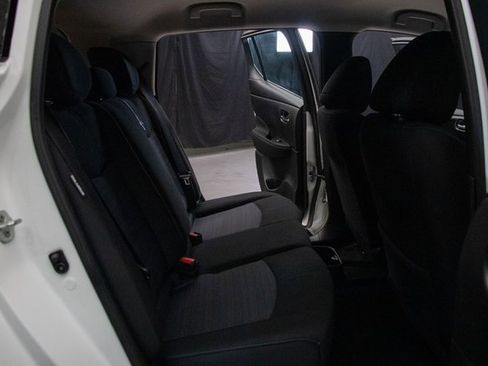 Used 2023 Nissan Leaf S image 18