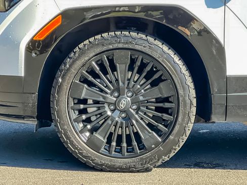 Used 2025 Hyundai Santa Fe Calligraphy image 40