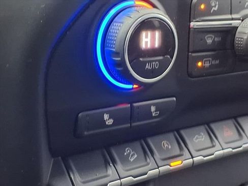 Used 2021 Chevrolet Silverado 1500 LT w/ Z71 Off-Road Package image 5