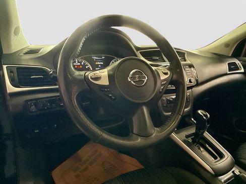 Used 2018 Nissan Sentra SV image 11