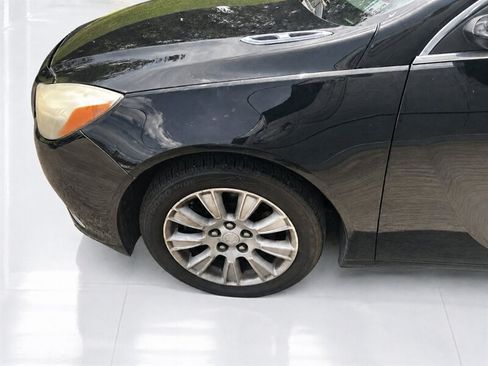 Used 2013 Buick Regal Premium FWD image 18