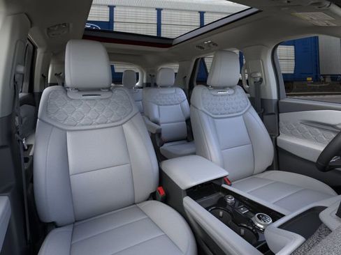 New 2026 Ford Explorer Platinum w/ LUX Leather Package AWD/4WD image 11
