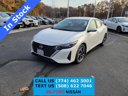 New 2025 Nissan Sentra SV w/ Trunk Package image 1