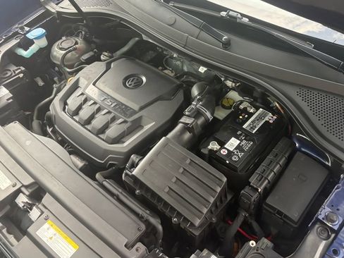 Used 2022 Volkswagen Tiguan SE FWD image 27