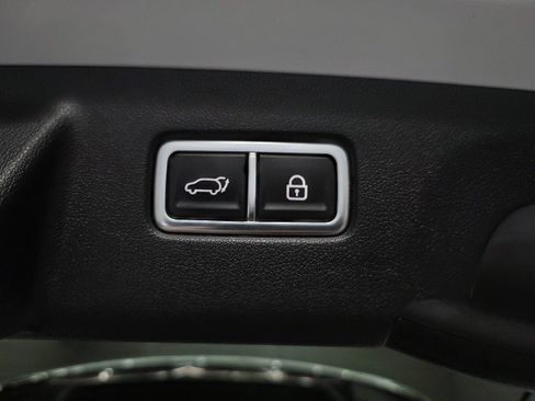 Used 2022 Kia Sorento SX Prestige w/ Panoramic Sunroof Package AWD/4WD image 40