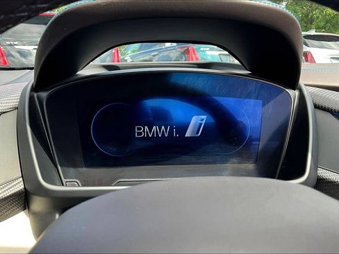 Used 2019 BMW i8 Roadster AWD/4WD image 12