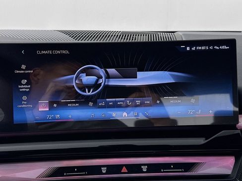 New 2026 BMW 550e xDrive w/ Executive Package image 14