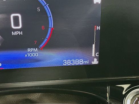 Used 2024 Chevrolet Trax RS image 13