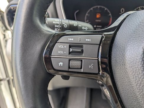 Used 2025 Honda Pilot Touring image 33