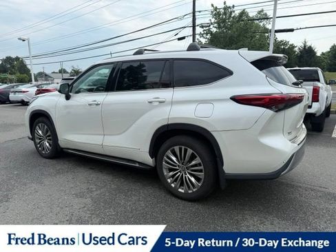 Used 2020 Toyota Highlander Platinum AWD/4WD image 13
