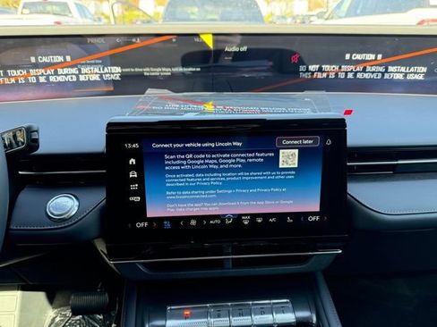 New 2026 Lincoln Nautilus Reserve w/ Jet Appearance Package image 16