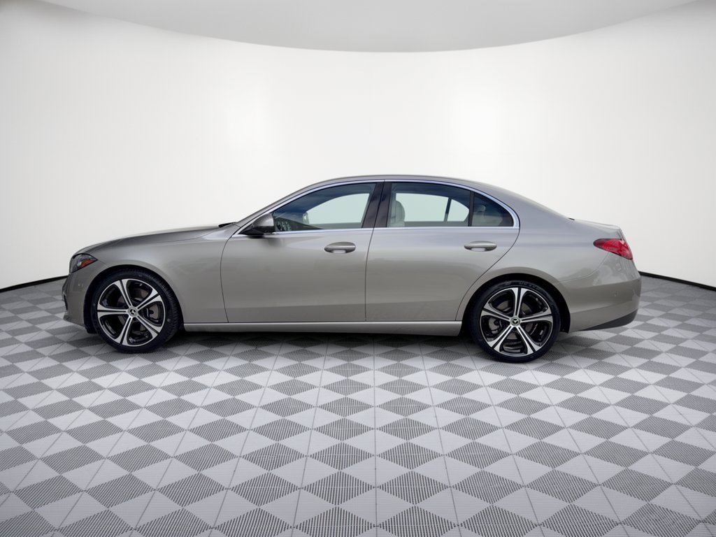 Used 2023 Mercedes-Benz C 300 Sedan image 2