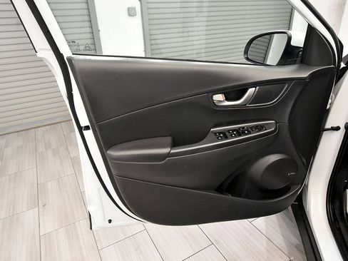 Used 2020 Hyundai Kona Ultimate AWD/4WD image 13