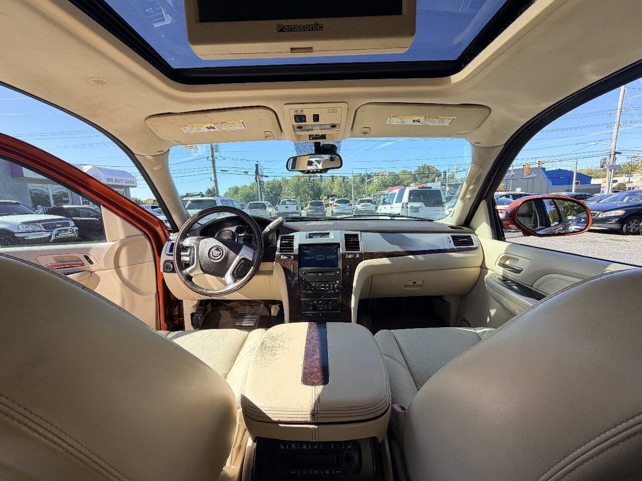 Used 2007 Cadillac Escalade 2WD w/ Information Package image 57