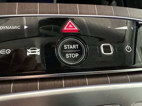 New 2026 Mercedes-Benz EQS 550 4MATIC SUV image 18