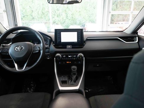 Used 2022 Toyota RAV4 XLE w/ Convenience Package AWD/4WD image 20
