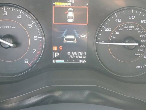 Used 2018 Subaru Crosstrek 2.0i Premium w/ Eyesight System image 24