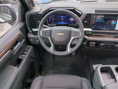 New 2026 Chevrolet Silverado 1500 LT image 16