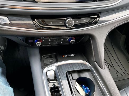 Used 2023 Buick Enclave Essence w/ Experience Buick Package image 28