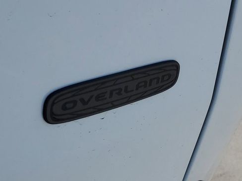 New 2026 Jeep Cherokee Overland image 10