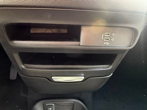 New 2027 Chrysler Pacifica Select w/ Family Tech Group FWD image 23