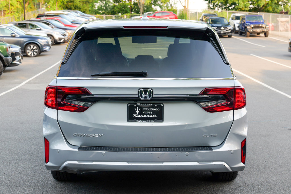 Used 2025 Honda Odyssey Elite image 6