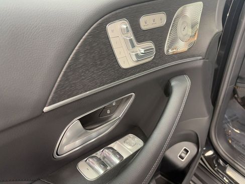 Certified 2025 Mercedes-Benz GLE 450 4MATIC image 6