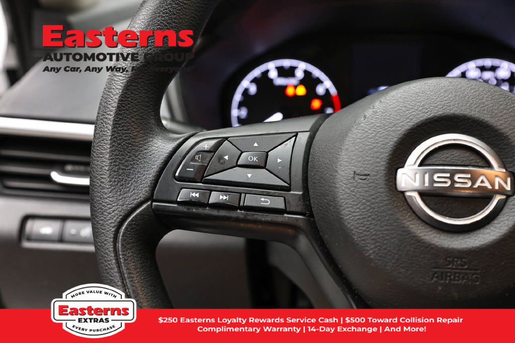 Used 2023 Nissan Altima 2.5 S FWD image 15