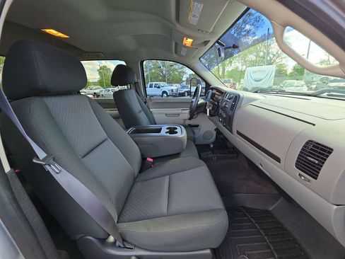 Used 2014 Chevrolet Silverado 2500 W/T image 8