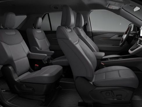 New 2026 Ford Explorer Active w/ Active Comfort Package AWD/4WD image 18