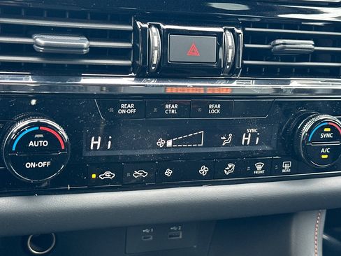 New 2025 Nissan Pathfinder Rock Creek image 25