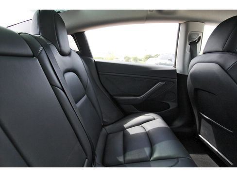 Used 2022 Tesla Model 3 Long Range AWD/4WD image 13
