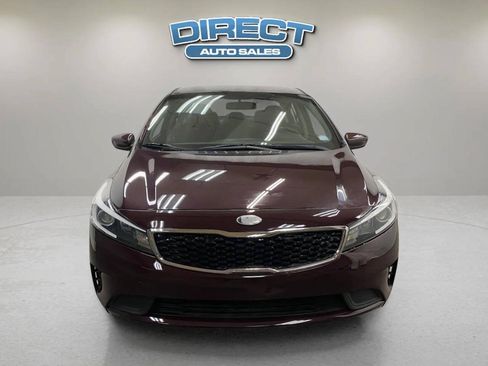Used 2017 Kia Forte LX FWD image 2