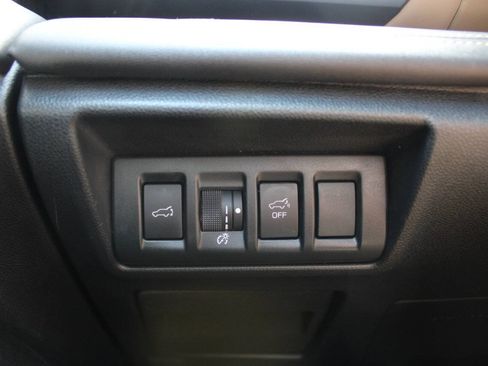 Used 2021 Subaru Outback Limited XT AWD/4WD image 46