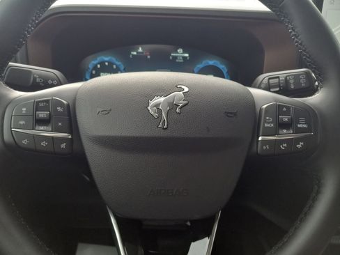 New 2025 Ford Bronco Sport Outer Banks w/ Outer Banks Tech Package+ image 18