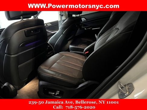 Used 2019 BMW X7 xDrive40i w/ Premium Package AWD/4WD image 26
