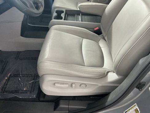 Used 2018 Honda Odyssey EX-L image 8