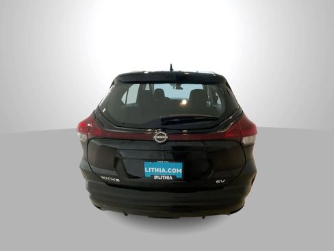 Used 2024 Nissan Kicks SV image 7