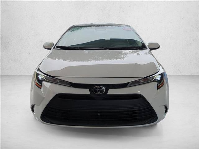 Used 2024 Toyota Corolla LE FWD image 2