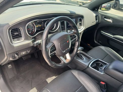 Used 2018 Dodge Charger GT AWD/4WD image 7