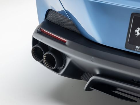 Certified 2020 Ferrari Portofino RWD image 26
