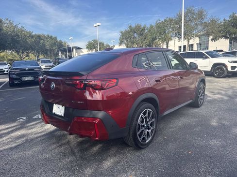 Used 2025 BMW X2 xDrive28i image 4