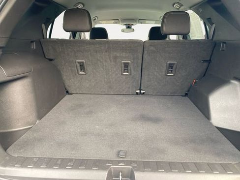 Used 2021 Chevrolet Equinox LS w/ LPO, Floor Liner Package image 30