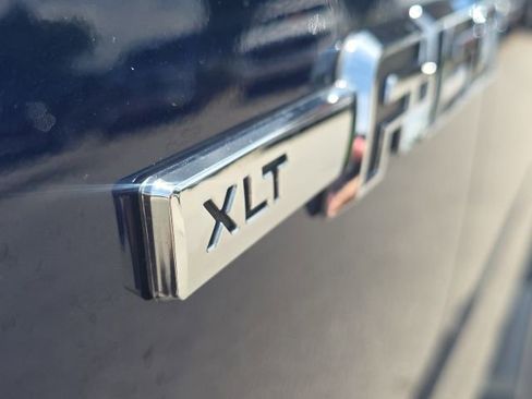 Used 2011 Ford F150 XLT w/ XLT Convenience Pkg RWD image 10