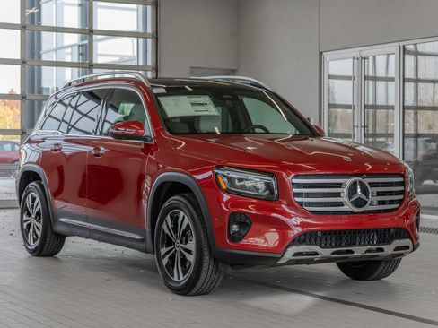 New 2026 Mercedes-Benz GLB 250 4MATIC image 21